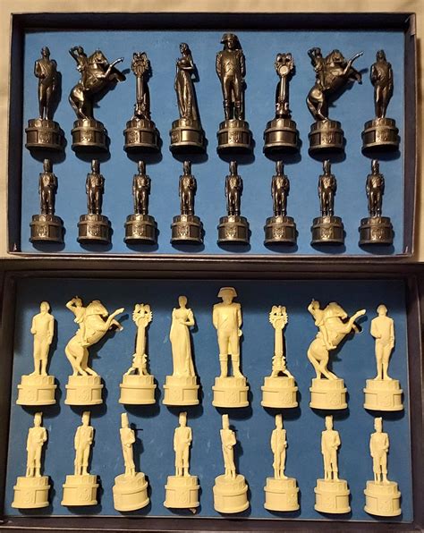Vintage 1966 Napoleon Bonaparte Chess Set No 203 Collectors Series