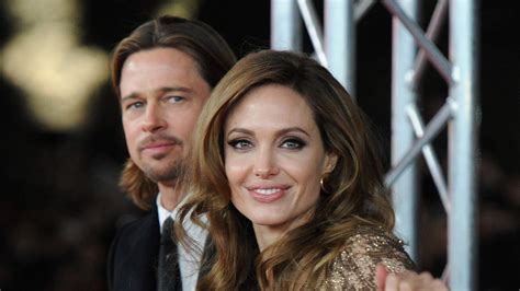 Angelina Jolie demanda a Brad Pitt por 250 millones de dólares
