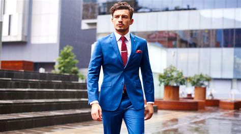 Which suit color is the best? Blue Suit Color Combinations With Shirt and Tie - Suits Expert