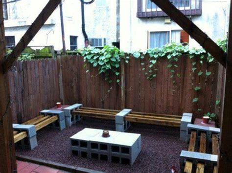 10 Brilliant DIY Garden Projects Using Cinder Blocks!