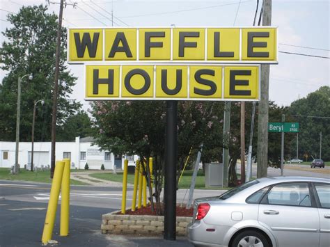 Waffle house in wilmington, nc. We are blogging: Raleigh Return (Waffle House 3909 ...