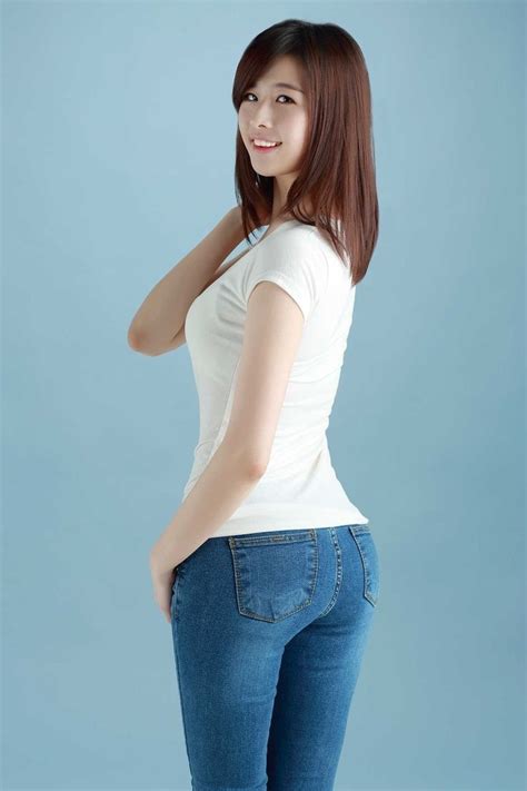 서울대 공대여신 최정문 청바지 뒤태 아름다운 아시아 소녀 여성 청바지 여성 청바지 패션