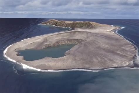 Incredible Timelapse Released By Nasa Shows A New Island Being Formed
