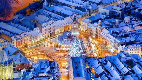 Brasov Christmas Light Romania Square 4k Hd Travel Wallpapers Hd