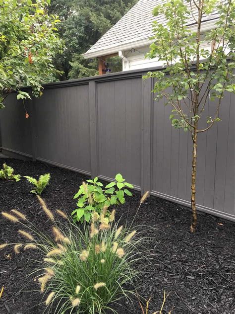 A special section about rocks vs. Mulch: The Basics Of Garden Mulch & How Best To Use It To ...