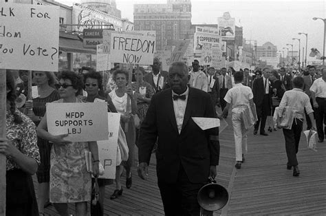 long road to civil rights see 27 iconic photos from the civil rights movements from between the