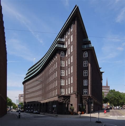 Das haus hamburg ist dein exklusives laufhaus in der dresdner innenstadt. Some more Dutch Expressionism. . . Chilehaus in Hamburg by ...