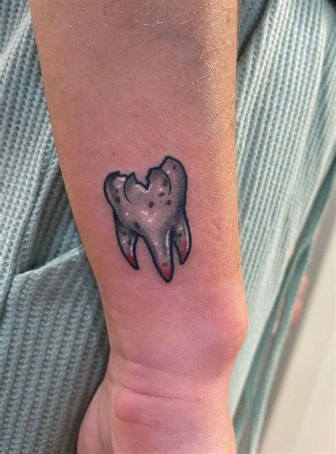 30 Pretty Tooth Tattoos To Inspire You Style Vp Page 10