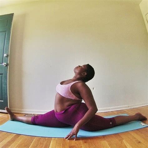 Plus Size Yoga Instructor Jessamyn Stanley Showing The World That Body Weight Is Nothing More