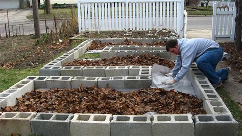 Building a cinder block garden is among the most effective methods to make use of a very little quantity of patterned blocks can also be a good replacement for terracotta vases. Building Cinder Block Raised Garden Beds - DECOREDO