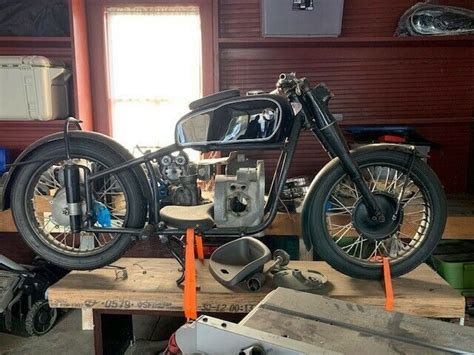 Designed by max friz for use as a the bmw r12 and r17, both introduced in 1935, were the first production motorcycles with. 1935 BMW R51 - Projects Motorcycle For Sale via Rocker - Rocker.co | Classic motorcycles for ...