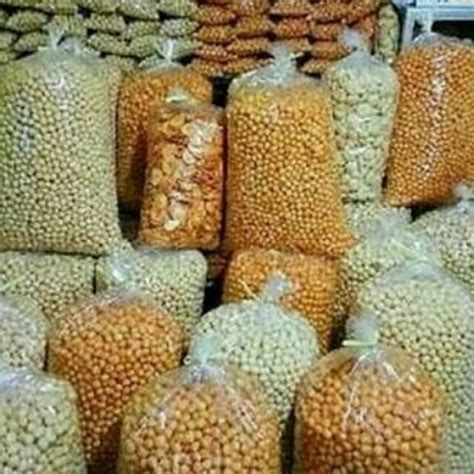 Makanan ringan memang bukan makanan pokok namun sering dicari konsumen untuk sekedar camilan di waktu santai atau sebagai buah tangan. Cemilan Emplod & endog lewo garut oleh2 khas sunda ...