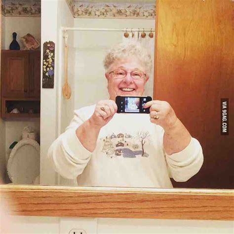 This Grandma Took Her First Selfie Today 9gag