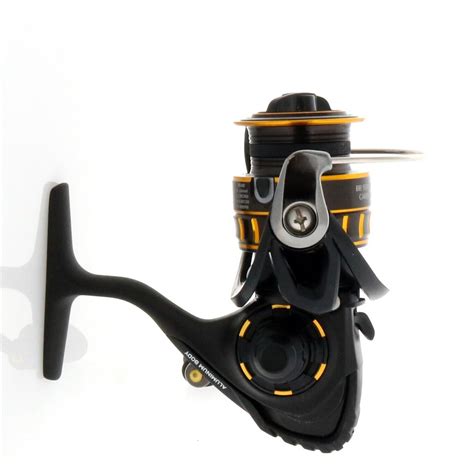 Daiwa BG Saltwater Spinning Reel Black BG1500 5 6 1 NEW EBay