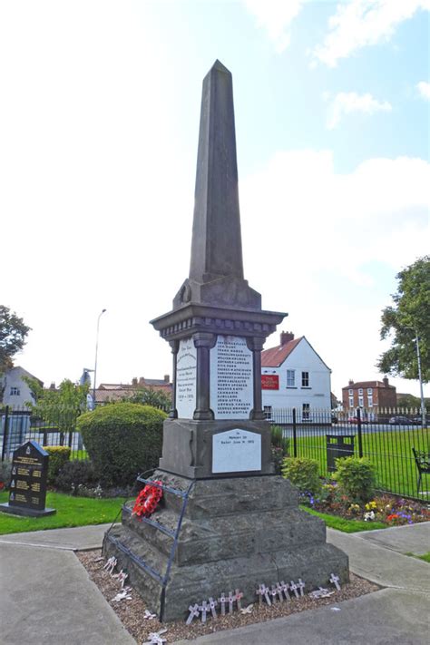 Kirton In Lindsey War Memorial © Adrian S Pye Cc By Sa20 Geograph