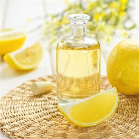 Lemon Essential Oil At Rs 400kilogram Vasai Id 10909186462