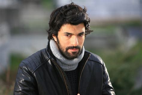 engin akyürek actor portraying complicated lover roles daily sabah
