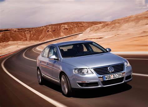 Volkswagen Passat Review Trims Specs Price New Interior