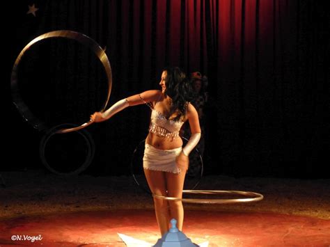 Artstyle (digital) © basedcube95 georgieganarf soraheartsforme. Norberts Internationale Circuswelt: Circus Baroness "Fotos ...