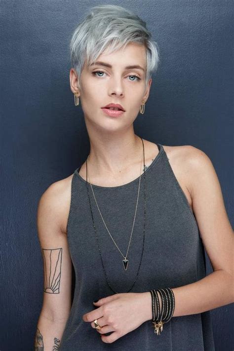 Die keramikbeschichtung stylt dein haar schonend. Kurze Haare für das Frühjahr 2020 - Kurze Haare