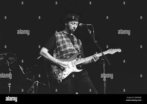 White Fender Stratocaster Black And White Stock Photos And Images Alamy