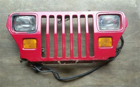 Sell 1987 1995 Jeep Wrangler Yj Front Grille Assembly And Wiring Red In