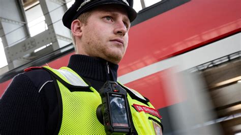 Последние твиты от deutsche bahn ag (@db_presse). Deutsche Bahn: Körperkameras für viele Mitarbeiter