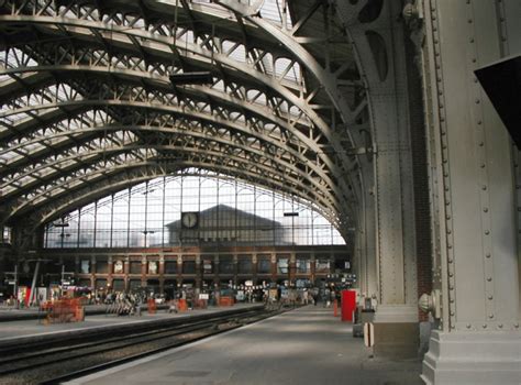 La Gare Lille Flandres Est Lancienne Gare Du Nord De Paris Paris Zigzag Insolite And Secret