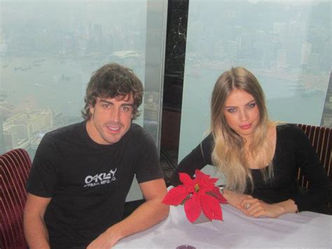 Alonso was active until 1999 in karting. Xenia Tchoumitcheva, la novia de Fernando Alonso