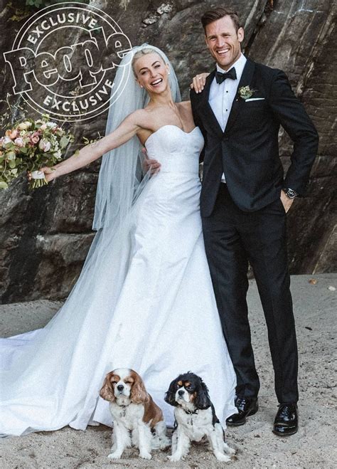 Julianne Hough Is Married The Dwts Judge Weds Nhl Star Brooks Laich In An Elegant Outd