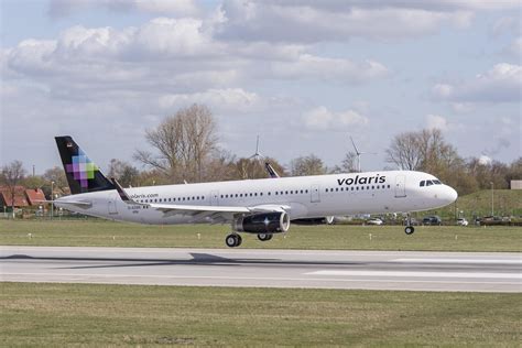 Volaris is basically ryanair of mexico. Volaris recibe sus dos primeros A321 - Commercial Aircraft - Airbus