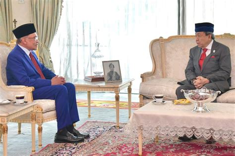 Sultan Selangor Berkenan Menerima Menghadap Anwar Selangorkini