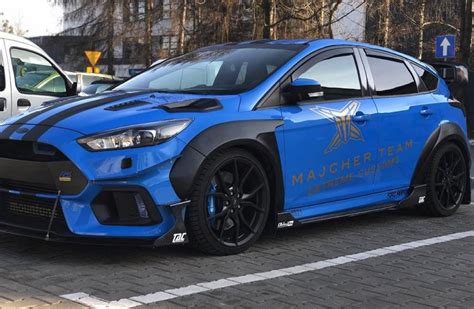 Hardcore Kit Corps Large Tac Sur Ford Focus Rs Mk3