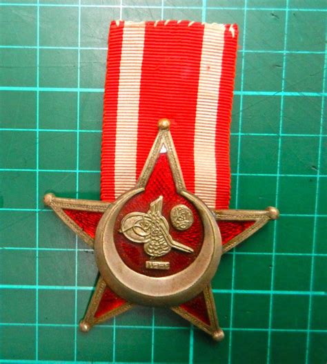 1915 Ww1 Gallipoli Star Turkish War Medal Red Enamel And Silver Bbandco
