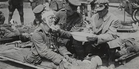 Trench Medicine Illnesses Injuries And Their Treatment Virtual National Army Museum