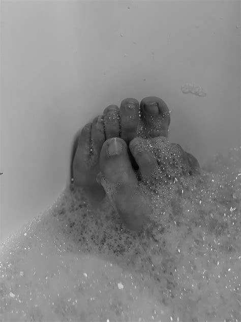 Bubbles And Toes 🦶🏼🛁 R Feet Nsfw