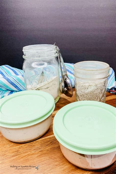 The sauce can be quite a conundrum though.most brands contain soybean or canola oil! The Best Homemade Pizza Dipping Sauce to Serve