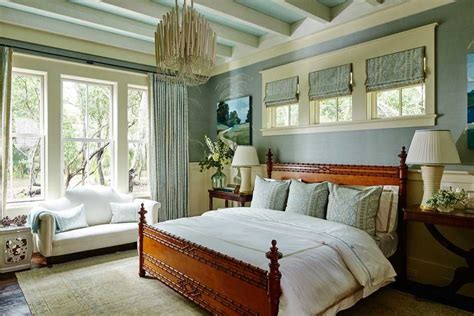 Find your style and create your dream bedroom we spend around one third of our lives in bed, it's therefore all the more crucial that our bedroom your bedroom was probably the first room you ever helped to decorate. Southern Home Decor Trends & Styles | Southern Living ...