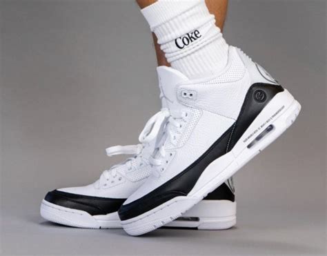 【9月17日発売】fragment X Air Jordan 3【フラグメント X エアジョーダン3】 Sneaker Bucks