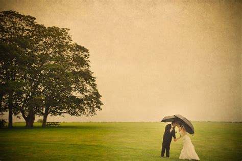 Vintage Wedding Photography For Modern Couples