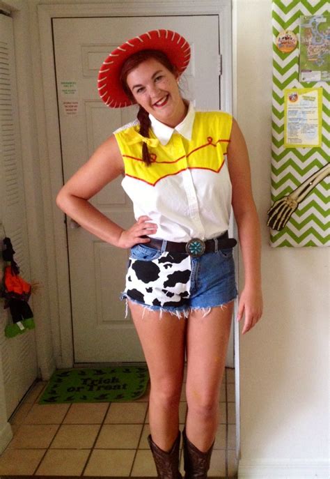 Pin By Mayte Treviño On Halloween Ideas Toy Story Halloween Costume