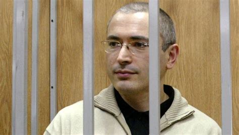 Putin To Pardon Jailed Oil Tycoon Khodorkovsky