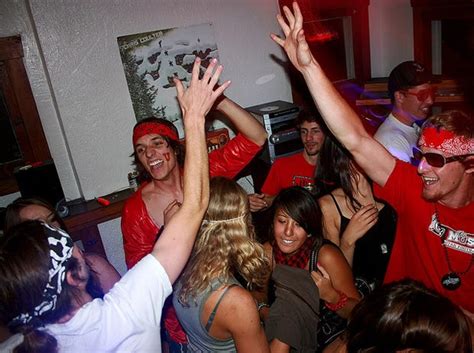 Colleges Where Students Work Hard And Party Hard Business Insider
