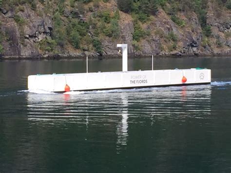 Income and finance • the number of banks decreased by 271 between june 2016 and june 2017 sba ofce of advocacy. SMM: Elektrofähre "Future of the Fjords" ist "Schiff des ...