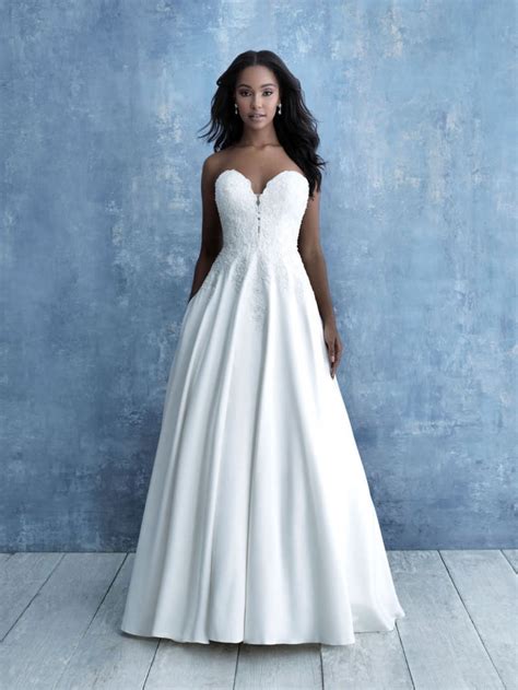 Allure Bridals 9713 Wedding Dress