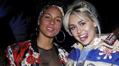 Miley Cyrus Y Alicia Keys Podr An Estar Trabajando En Una Colaboraci N