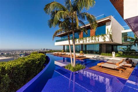 8408 hillside ave is located in hollywood hills west neighborhood in the city of los angeles, ca. See inside the biggest home for sale in the Hollywood ...