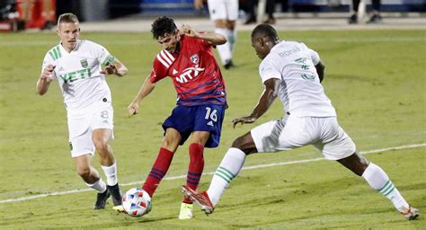 Fc Dallas Snaps 10 Match Winless Streak Secures Copa De Tejas With Win