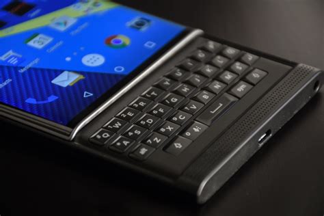 Blackberry In Arrivo Un Modello Con Tastiera Qwerty E Supporto Al 5g