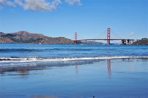 12 Best Beaches In San Francisco Enjoy The Sand And Surf In San Fran
